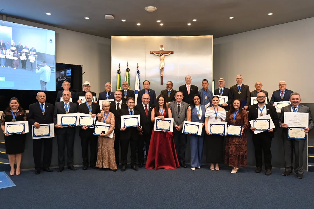 CRA-CE celebra 60 anos da Administração no Brasil com homenagens a profissionais na Câmara Municipal de Fortaleza
